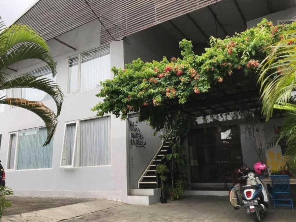 ג'ימבאראן Matta Lodge Bali מראה חיצוני תמונה